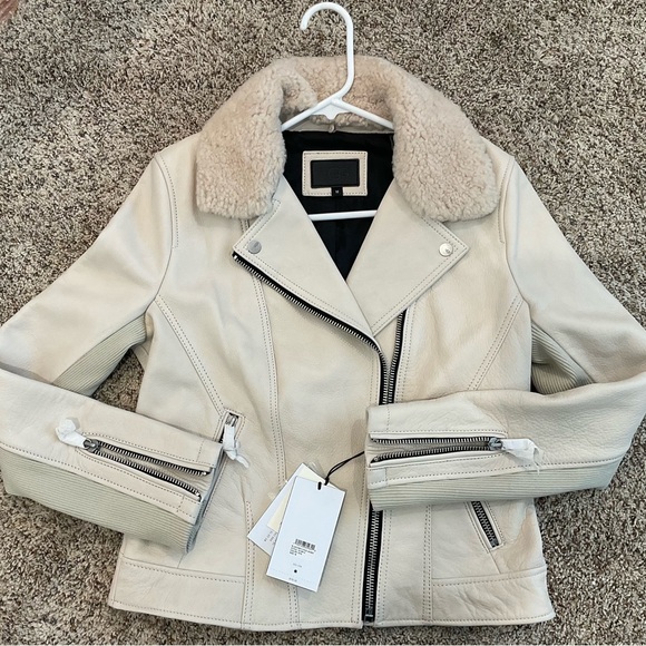NWT Ugg Women's Cream Shearling Collar Jacket - medium